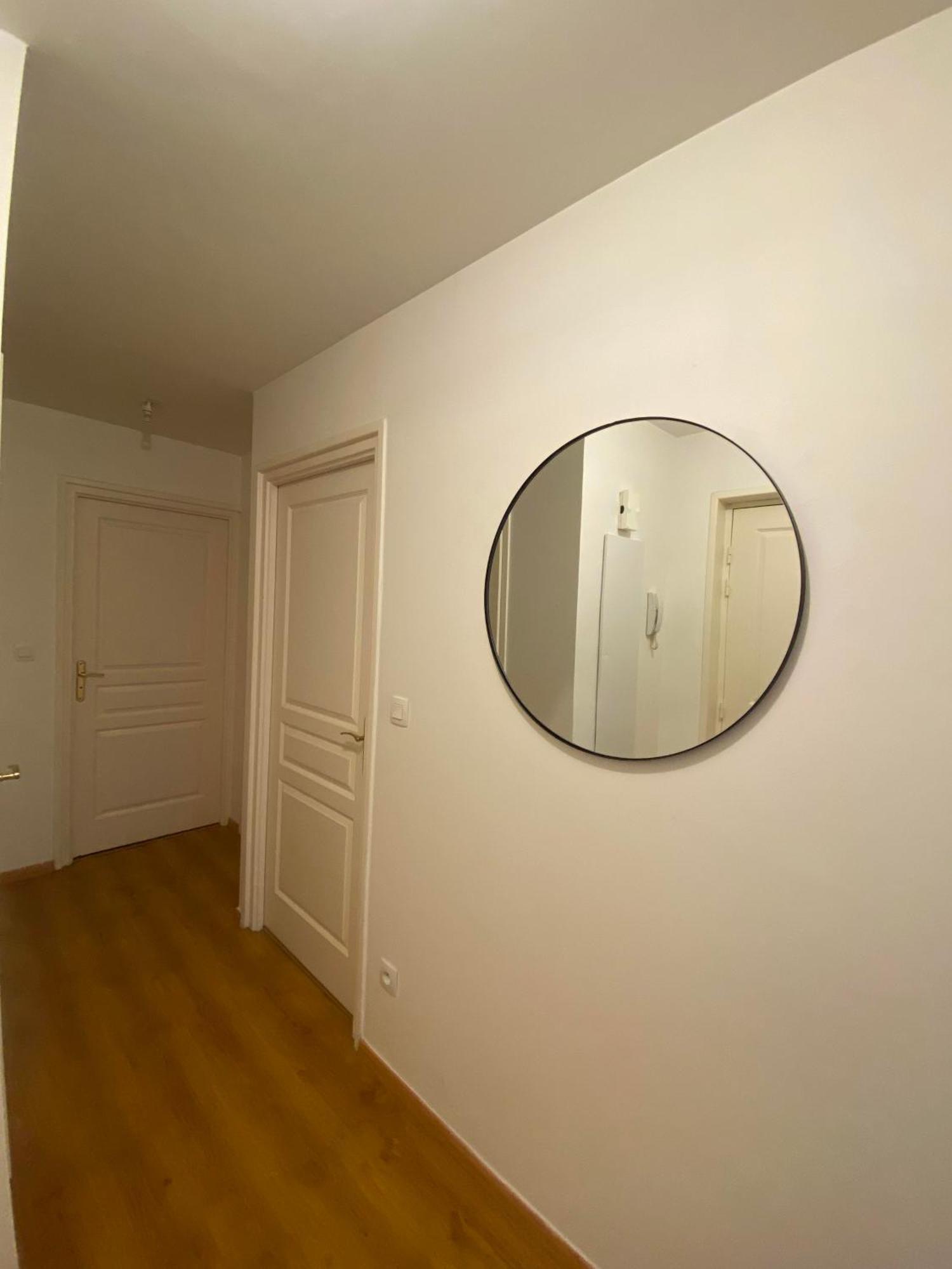 Le Carnot Appartement Avec 2 Chambres Separes Et Parking Privatif Et Securise Arras Exterior foto